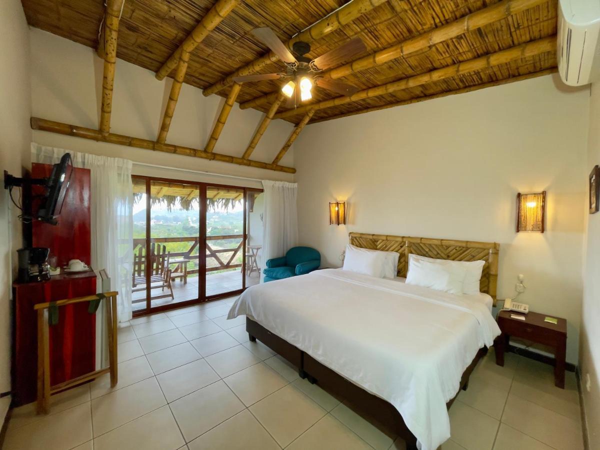 Nativa Bambu Ecolodge Montañita Esterno foto
