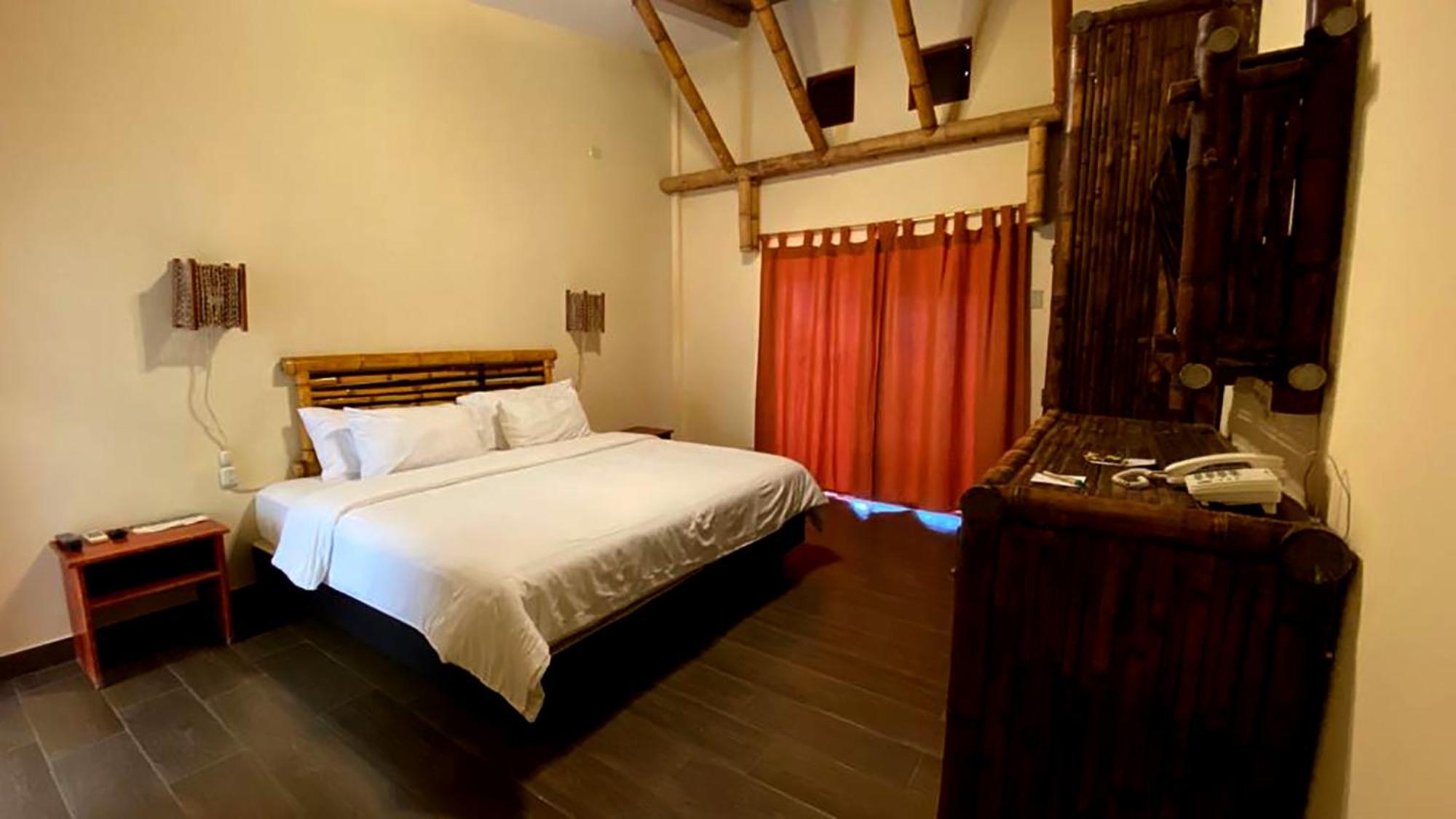 Nativa Bambu Ecolodge Montañita Esterno foto